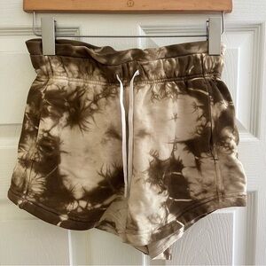 Lululemon Inner Glow Short 3” *Earth Dye